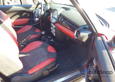 2010 Mini Cooper S from USA, damaged, VIN WMWMS3C53ATY51209